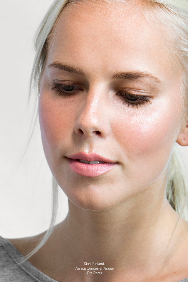 Ere Perez Arnica Concealer ~ Latte