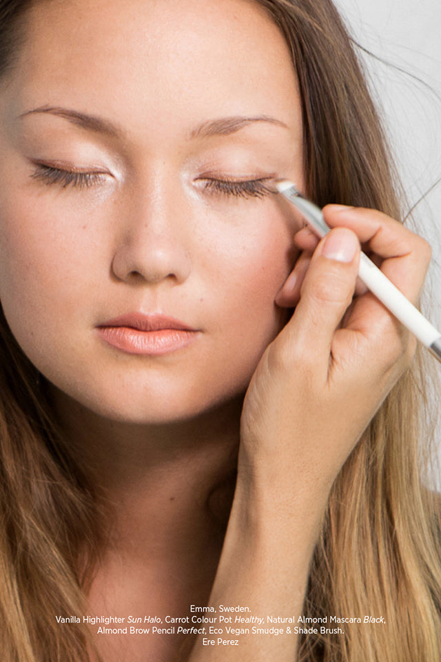 Ere Perez Eco Vegan Line & Blend Brush